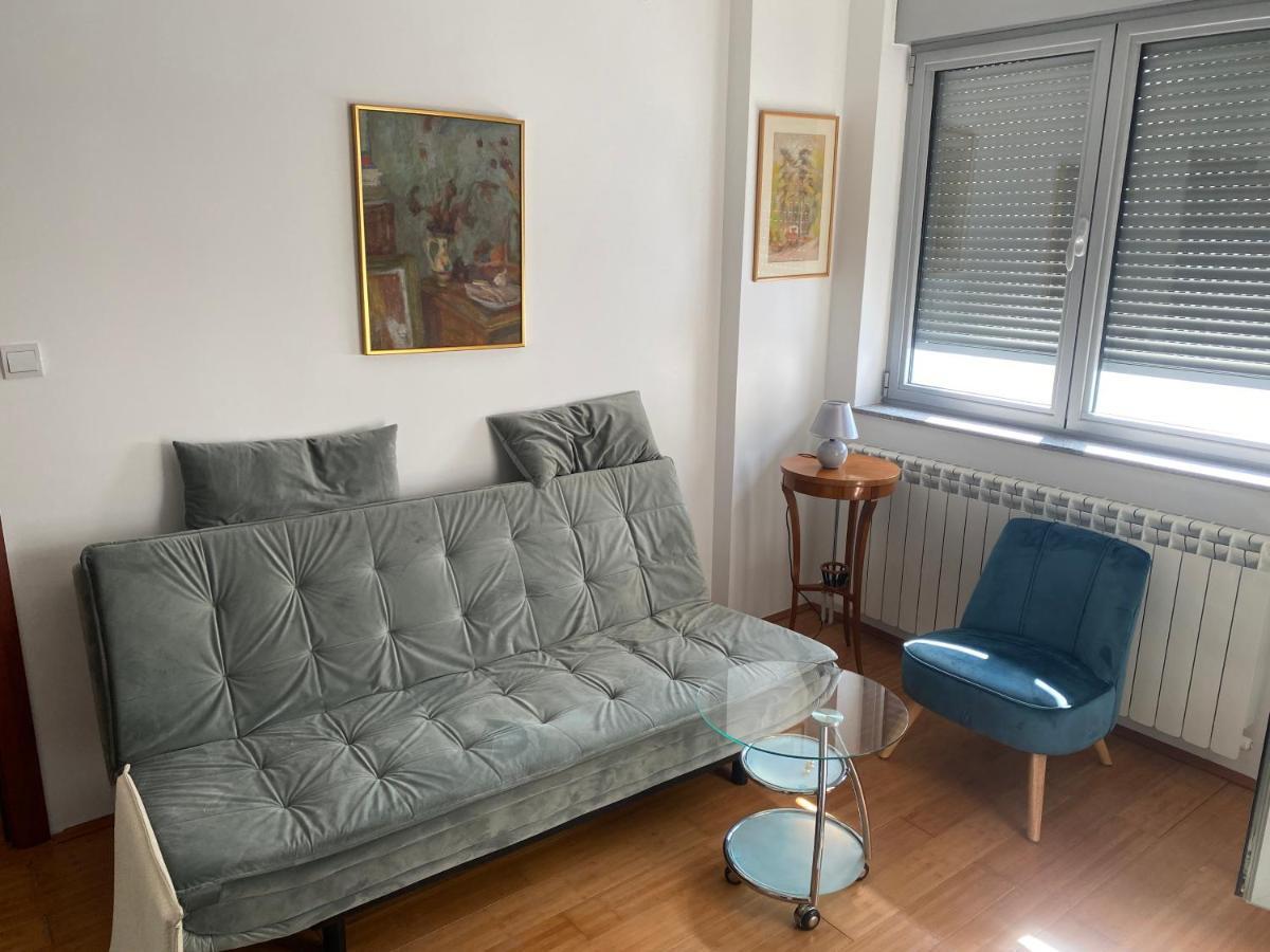 Sofy Center Apartment Нови-Сад Экстерьер фото